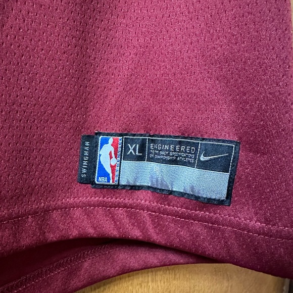 Cleveland Cavaliers - Nike - Isaiah Thomas - #3 - Basketball Jersey - Youth XL - Picture 3 of 3